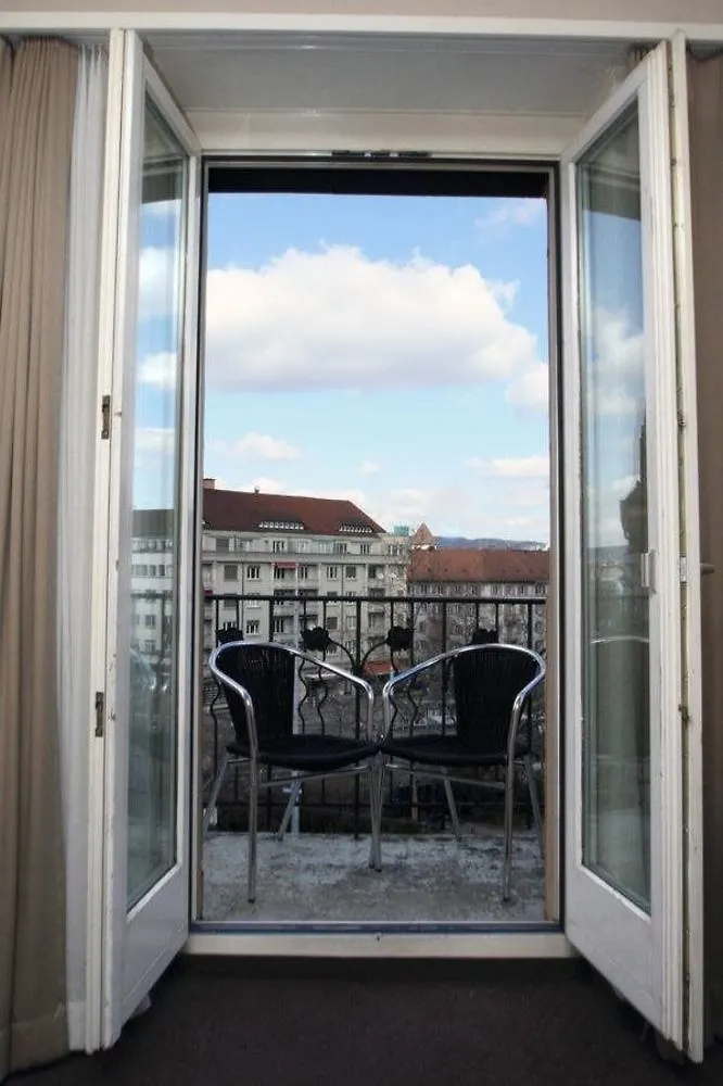 Hotel Neufeld Zürich 3*,